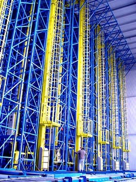 Regálový systém ASRS Efektivita logistického vybavení Kyvadlová doprava Paletový regálový systém Skladové regály Automatizovaný skladovací systém
