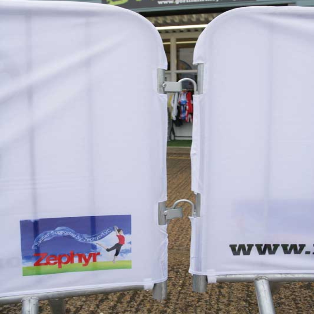 Tovární upozornění, policejní bariéra, osnovní kryty, plnobarevný digitální tisk, oboustranný textilní banner, maketa, suchý zip, protipožární