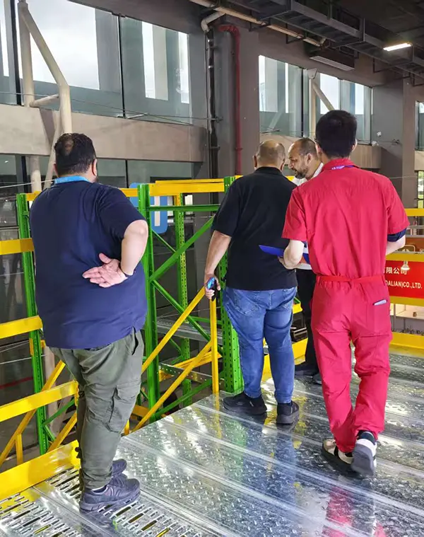 Setkání s dlouholetými partnery na expozici