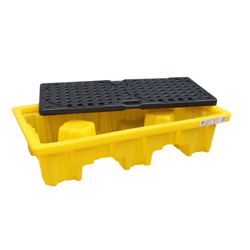 Bezpečnostní paleta pro průmysl, 4-sudová, z polyetylenové slip sheet, pro prevenci a kontrolu rozlití, pro sudy s chemickým olejem, 4cestný vstup