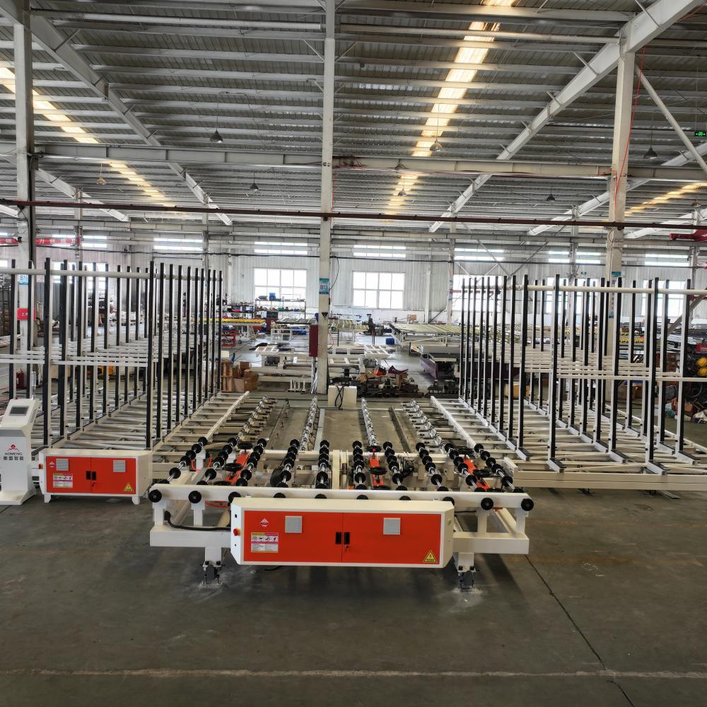Inteligentní automatický systém CNC skladovacích regálů na originální skleněné desky
